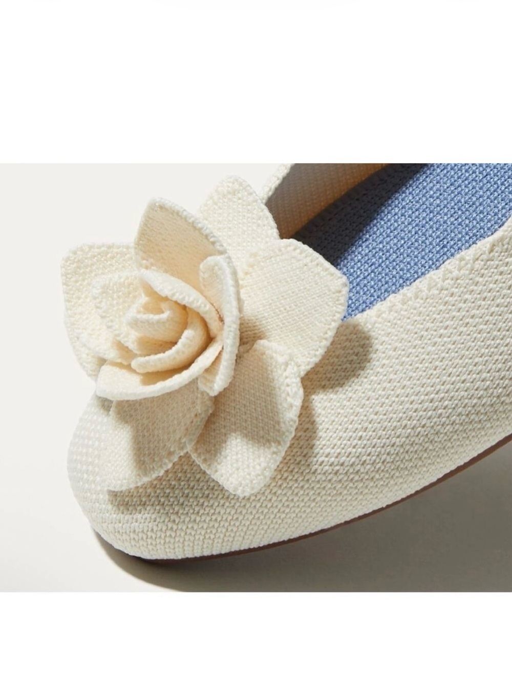 Like New Size 8 Rothy's Petal Square Flats in Love Bird - Creamy Floral (ABBA)